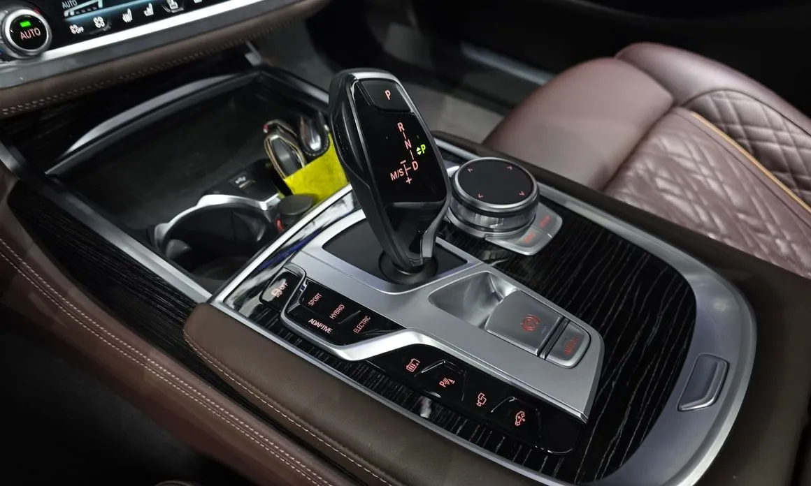 BMW 7-Series 2021 из KR, фото 2
