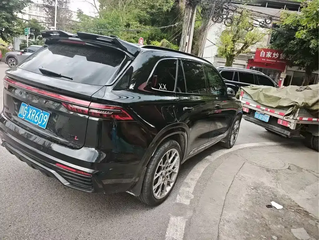 Geely Xingyue L — фото 8