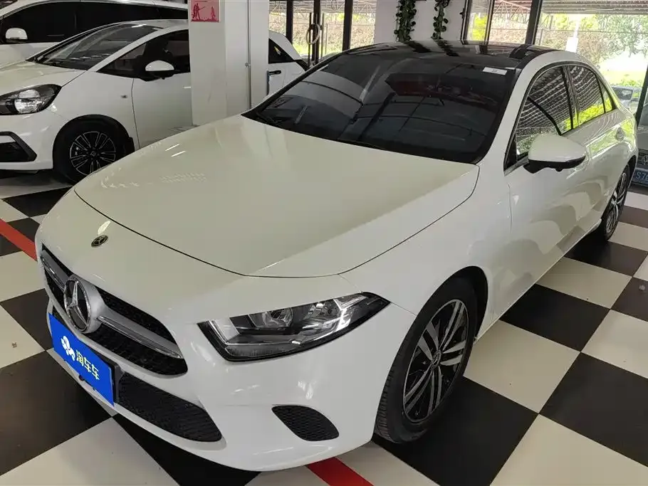 Mercedes-Benz A-Class — фото 1