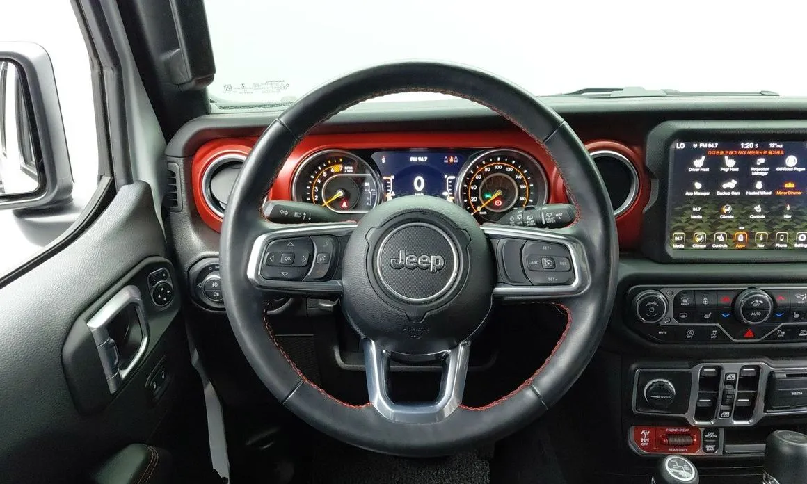 Jeep Wrangler 2023 из KR, фото 6