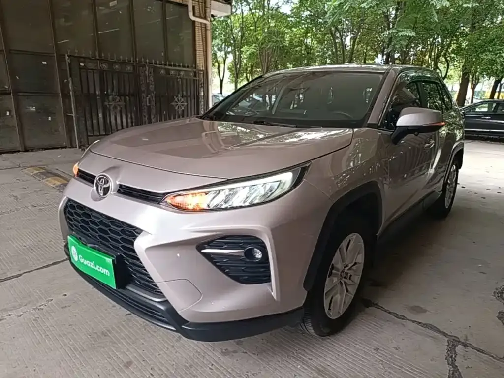 Toyota Wildlander — фото 1