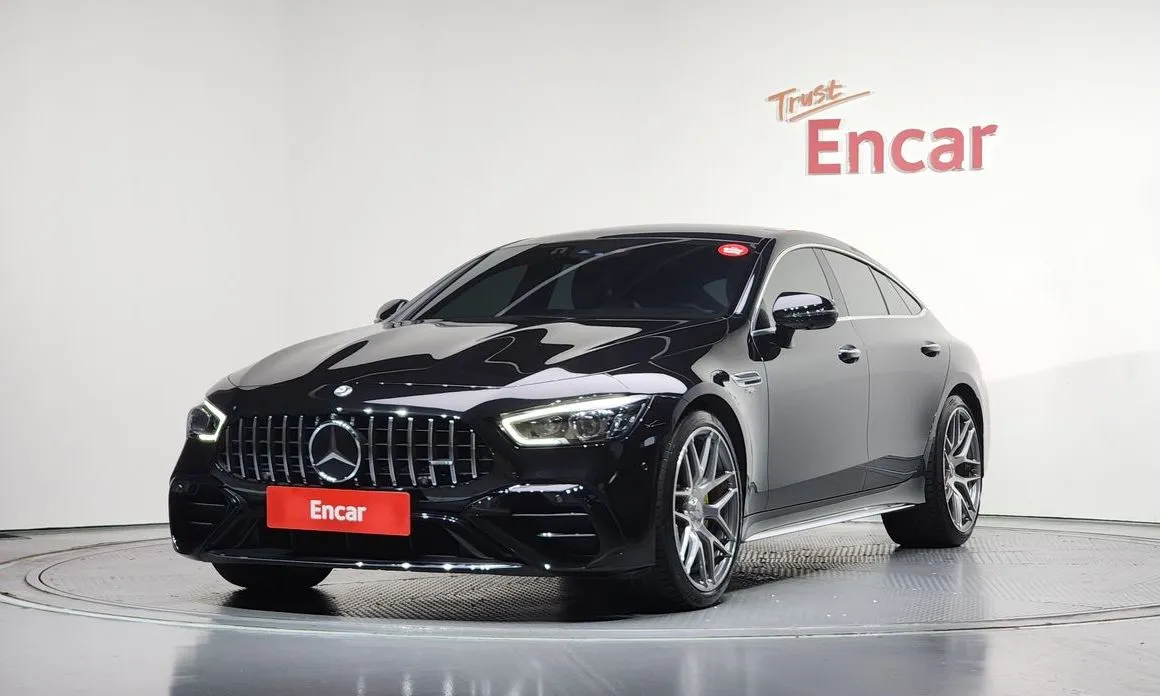 Mercedes-Benz AMG GT — фото 1