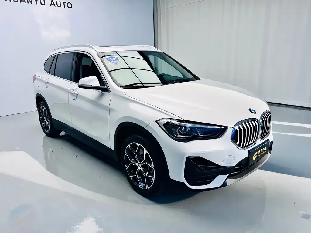 BMW X1 — фото 6