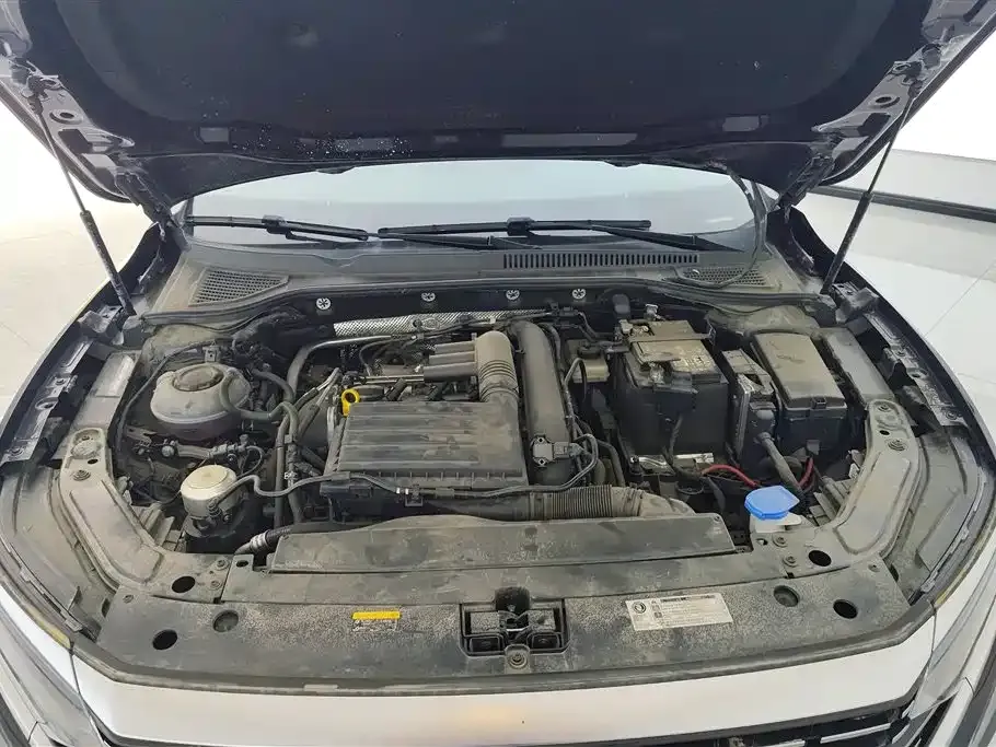 Volkswagen Passat — фото 10