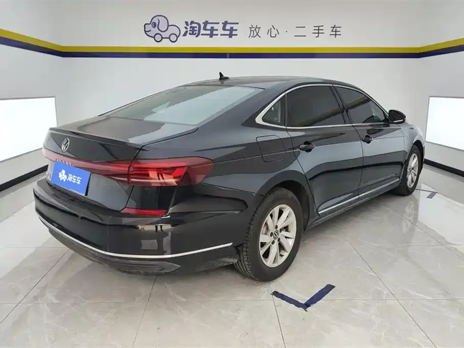 Volkswagen Passat — фото 6