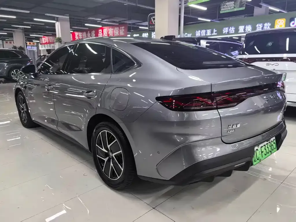 BYD Qin L — фото 7