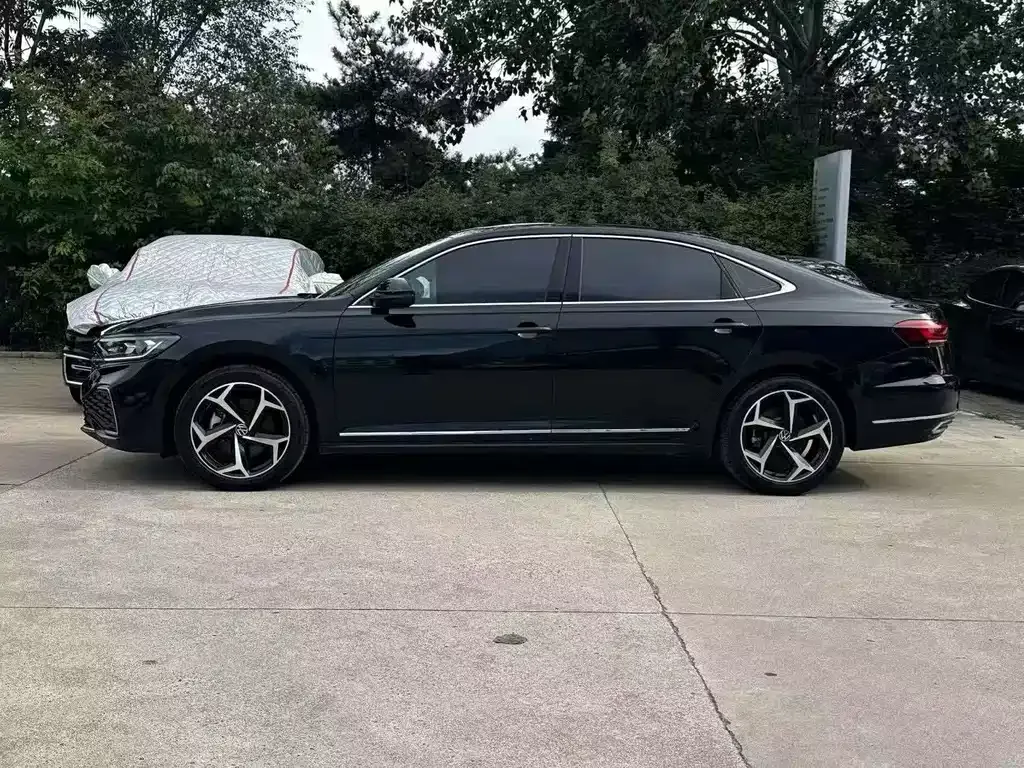 Volkswagen Passat — фото 9