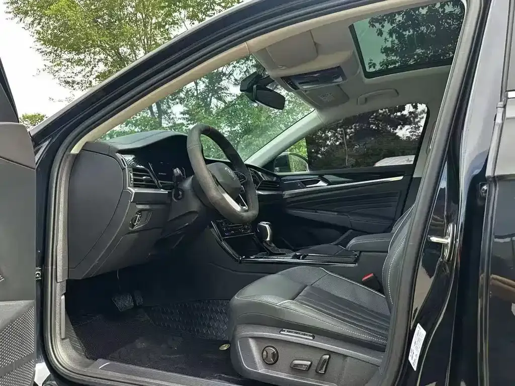 Volkswagen Passat — фото 3