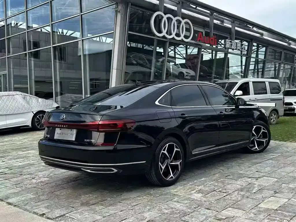 Volkswagen Passat — фото 6