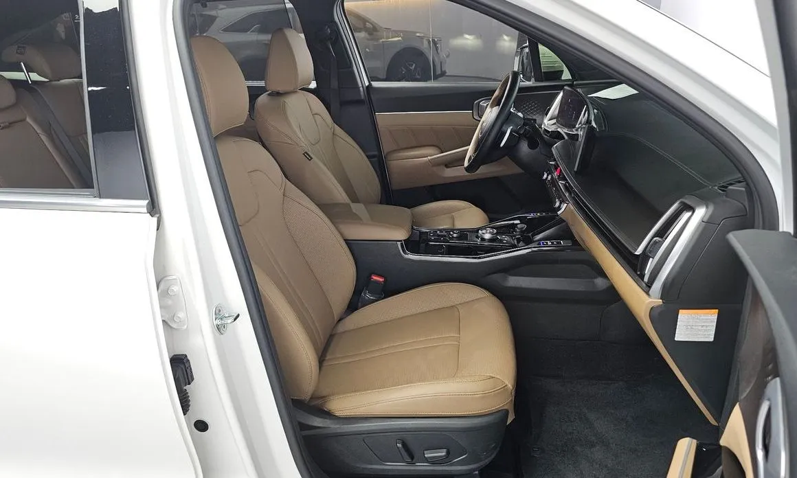 Kia Sorento — фото 9