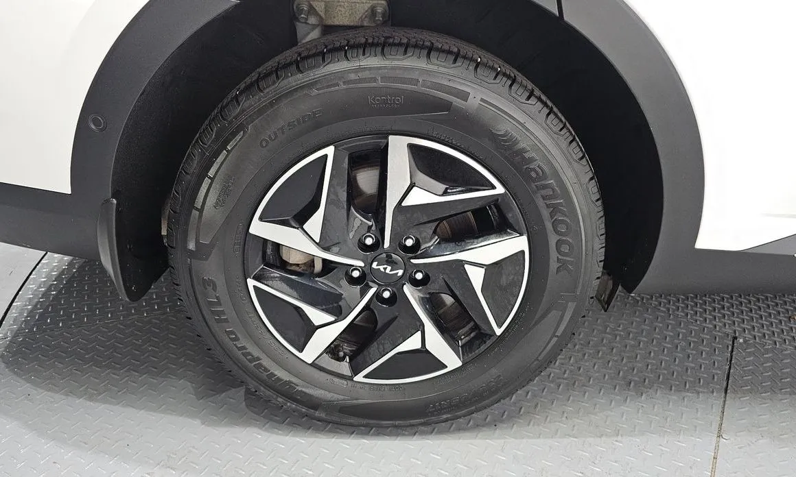 Kia Sorento — фото 4