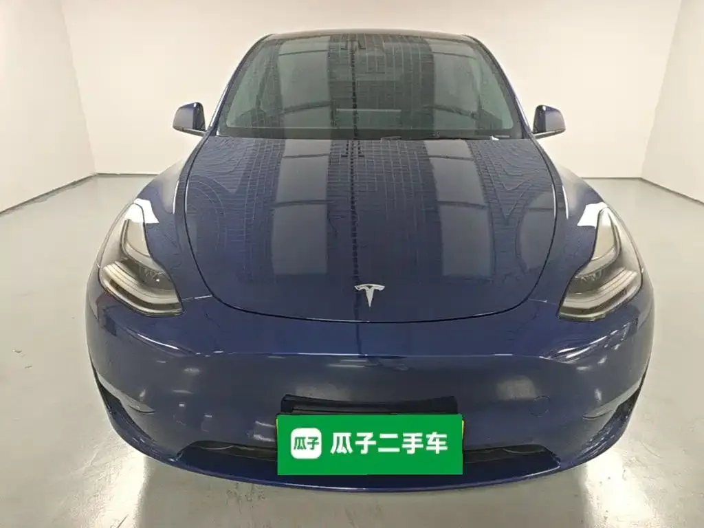 Tesla Model Y — фото 5