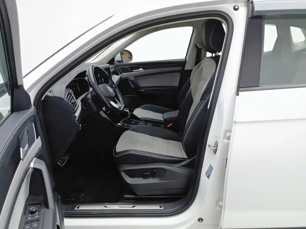 Volkswagen Tayron X 2022 из CN, фото 8