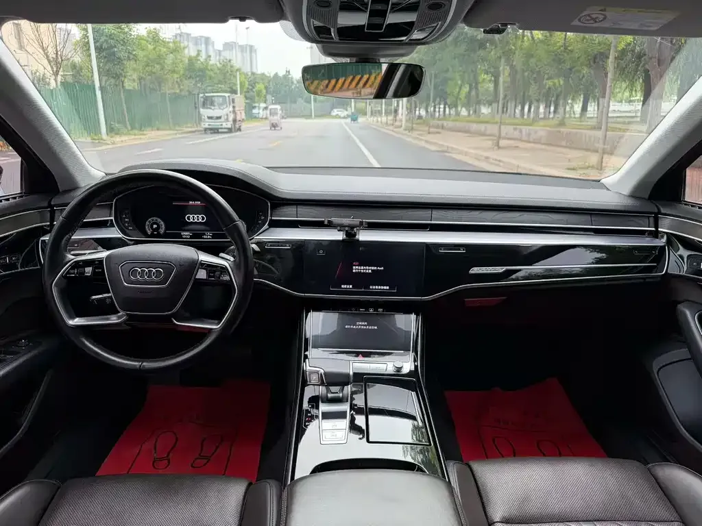 Audi A8 2021 из CN, фото 3
