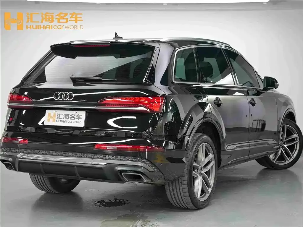 Audi Q7 — фото 4
