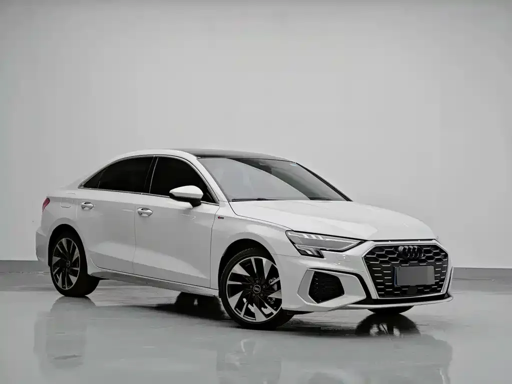 Audi A3 — фото 9