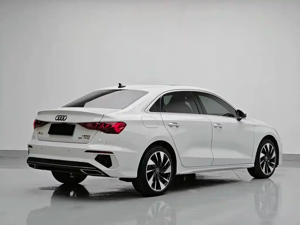 Audi A3 — фото 3