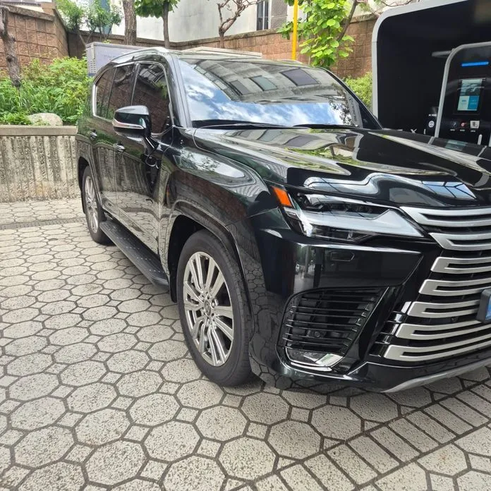 Lexus LX — фото 5
