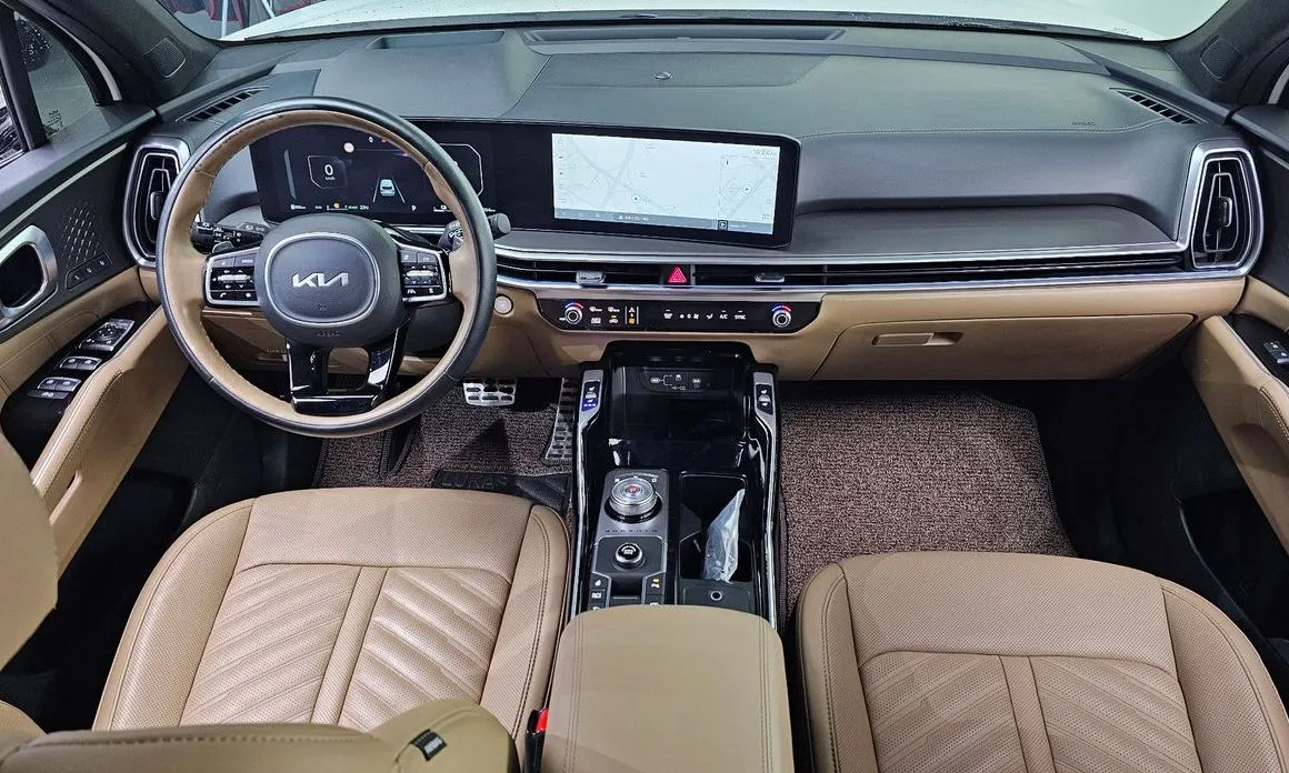 Kia Sorento — фото 10