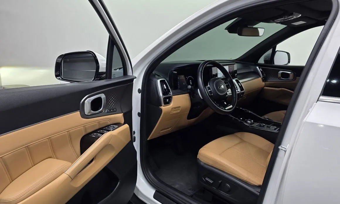 Kia Sorento — фото 8