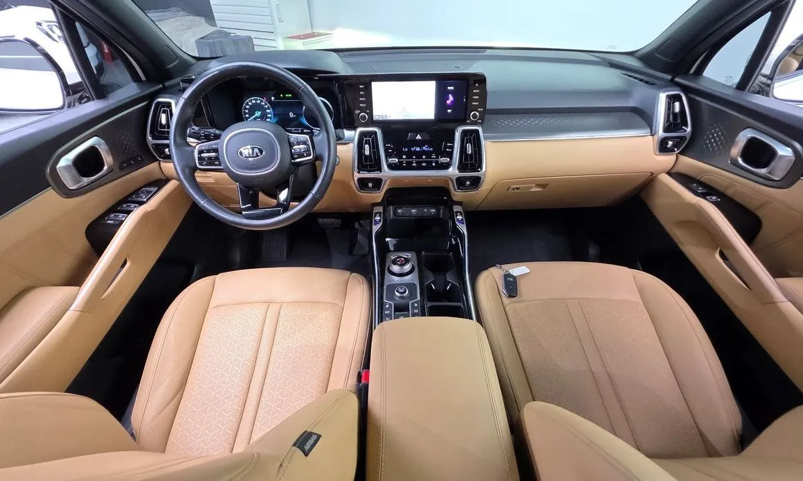 Kia Sorento — фото 10