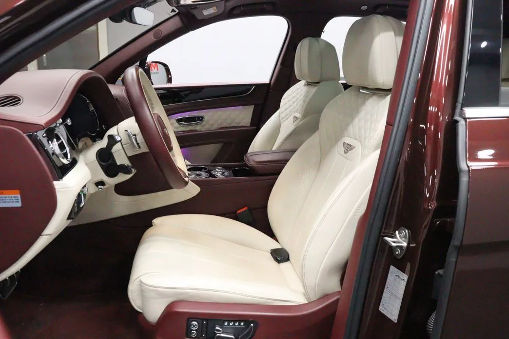 Bentley Bentayga 2021 из KR, фото 4