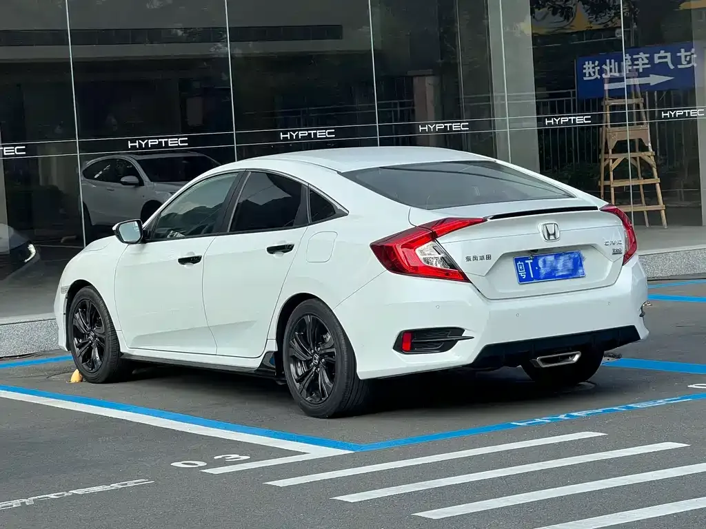 Honda Civic — фото 6