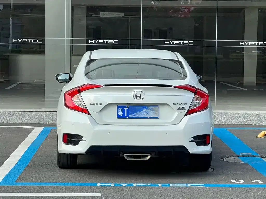 Honda Civic — фото 4