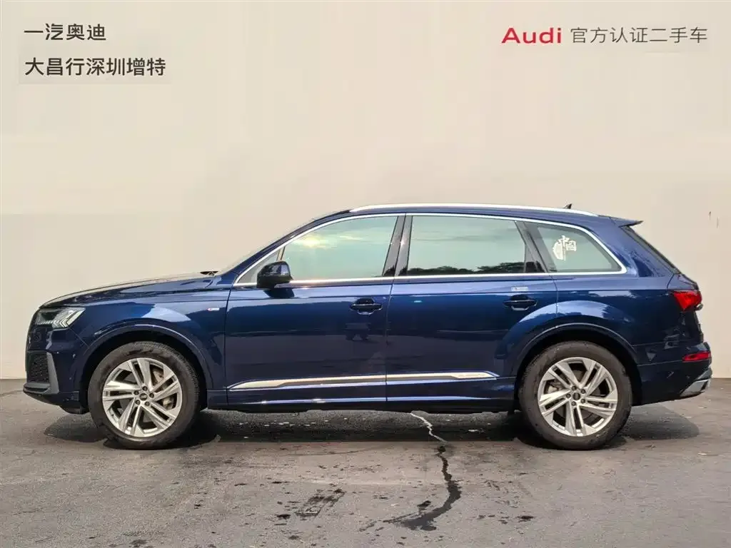 Audi Q7 — фото 9