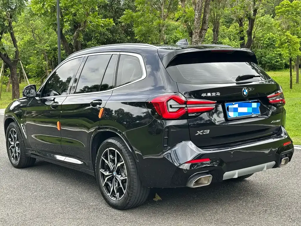 BMW X3 — фото 9
