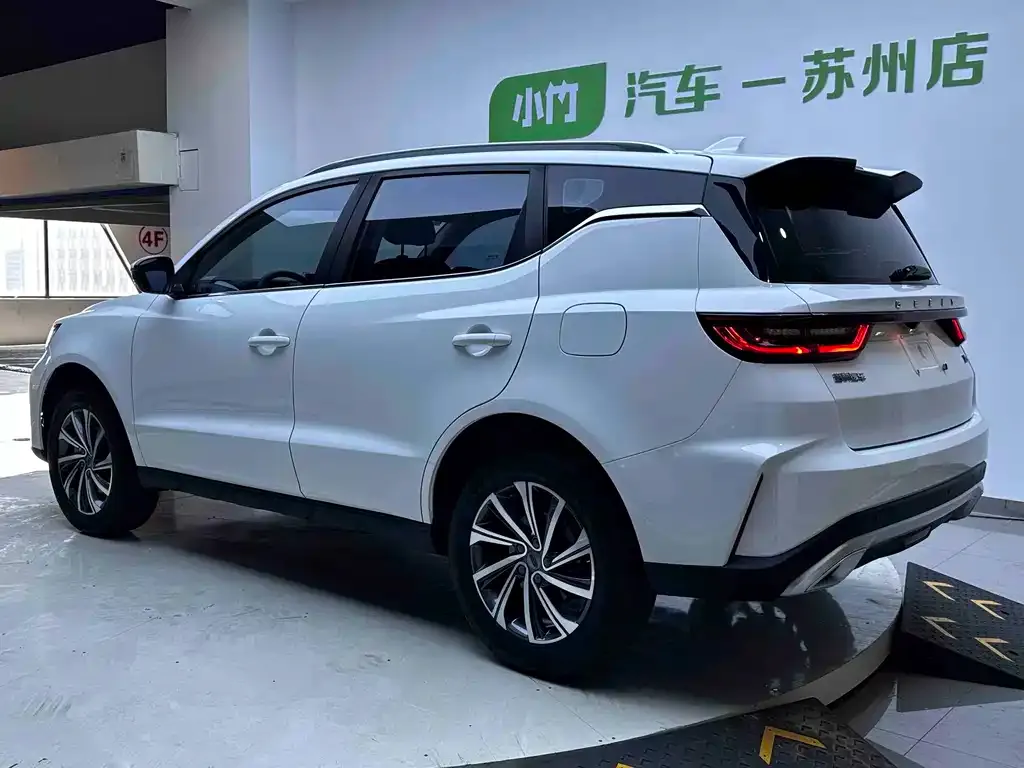 Geely Vision X6 — фото 10