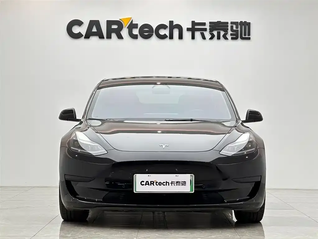 Tesla Model 3 — фото 5