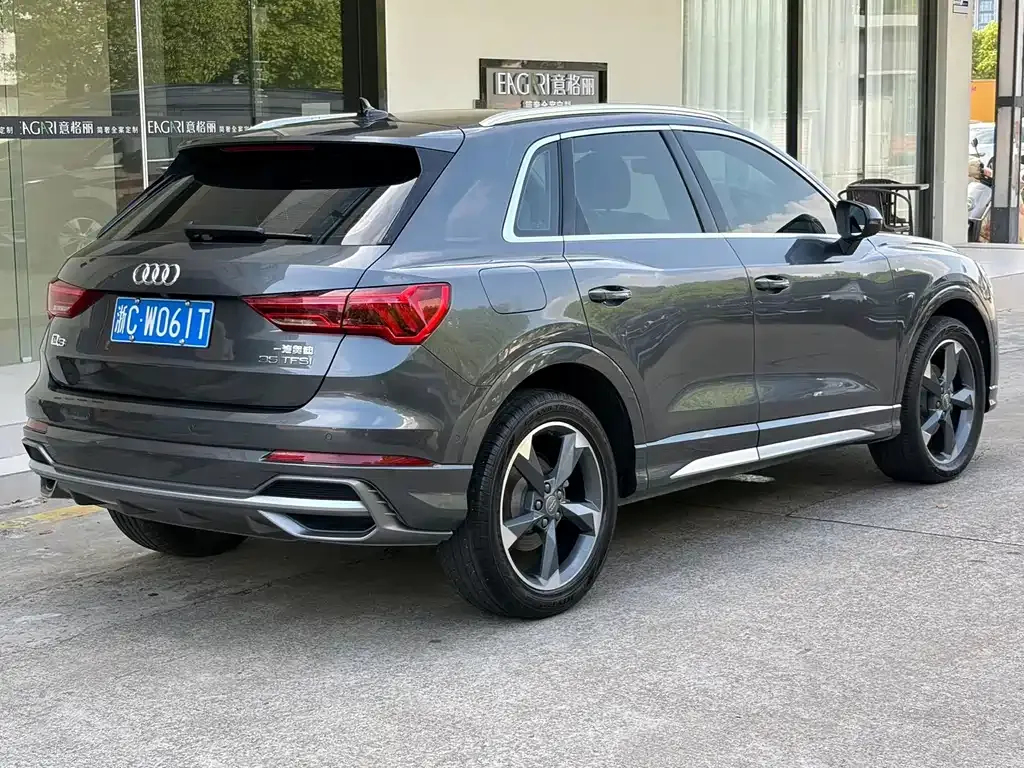 Audi Q3 — фото 6