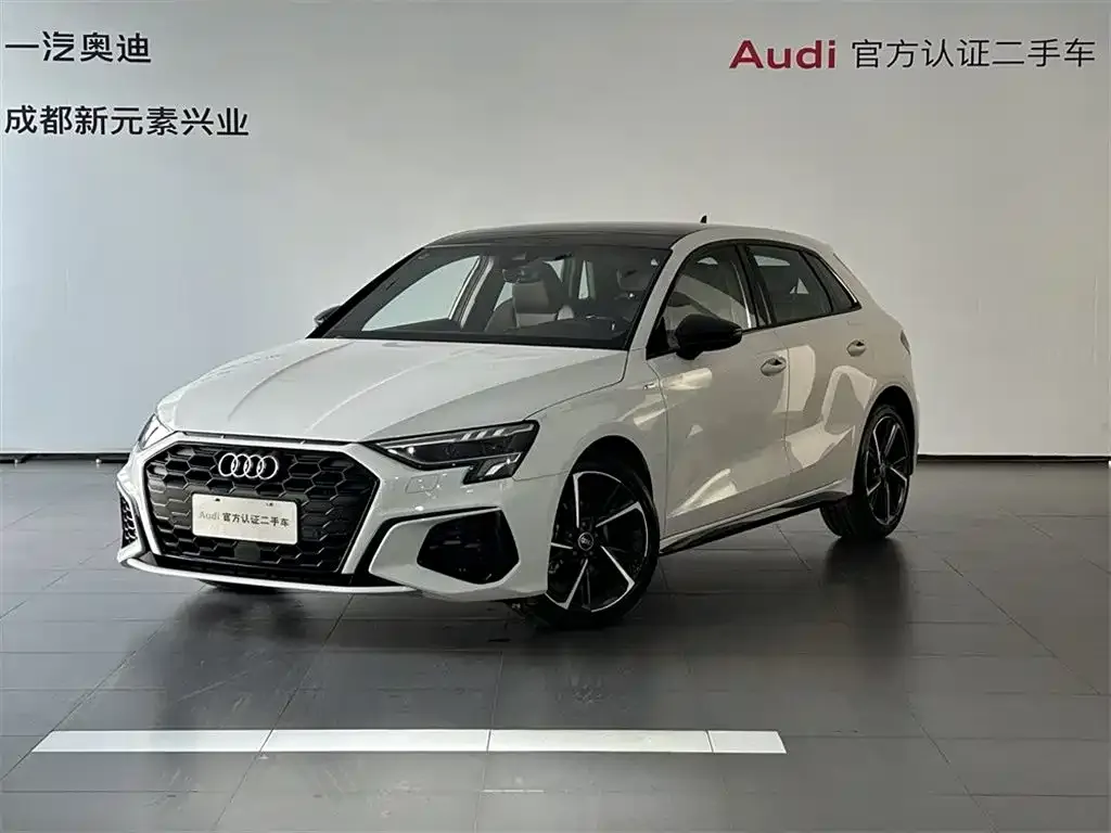 Audi A3 — фото 1