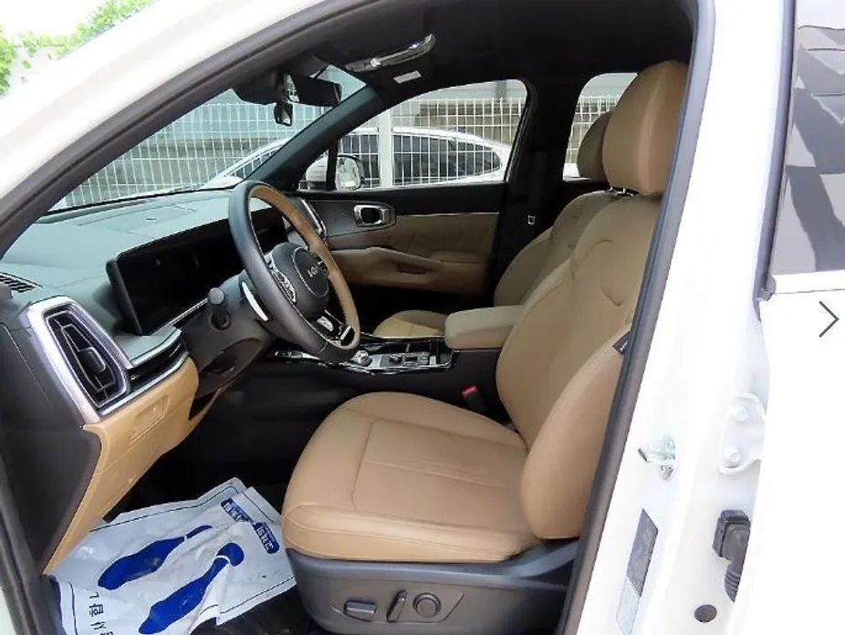 Kia Sorento — фото 5