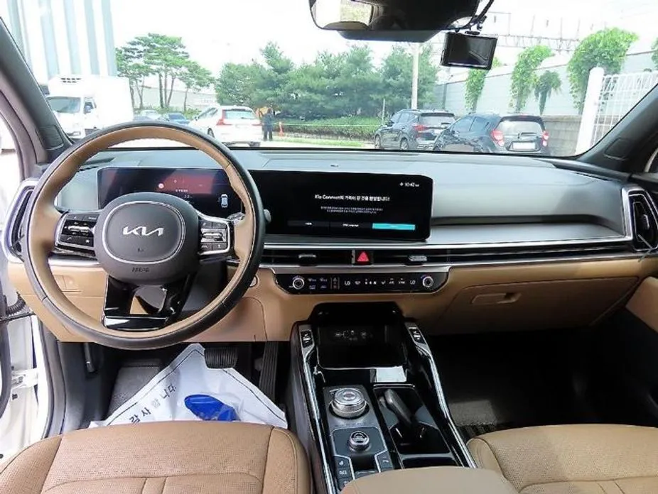 Kia Sorento — фото 3