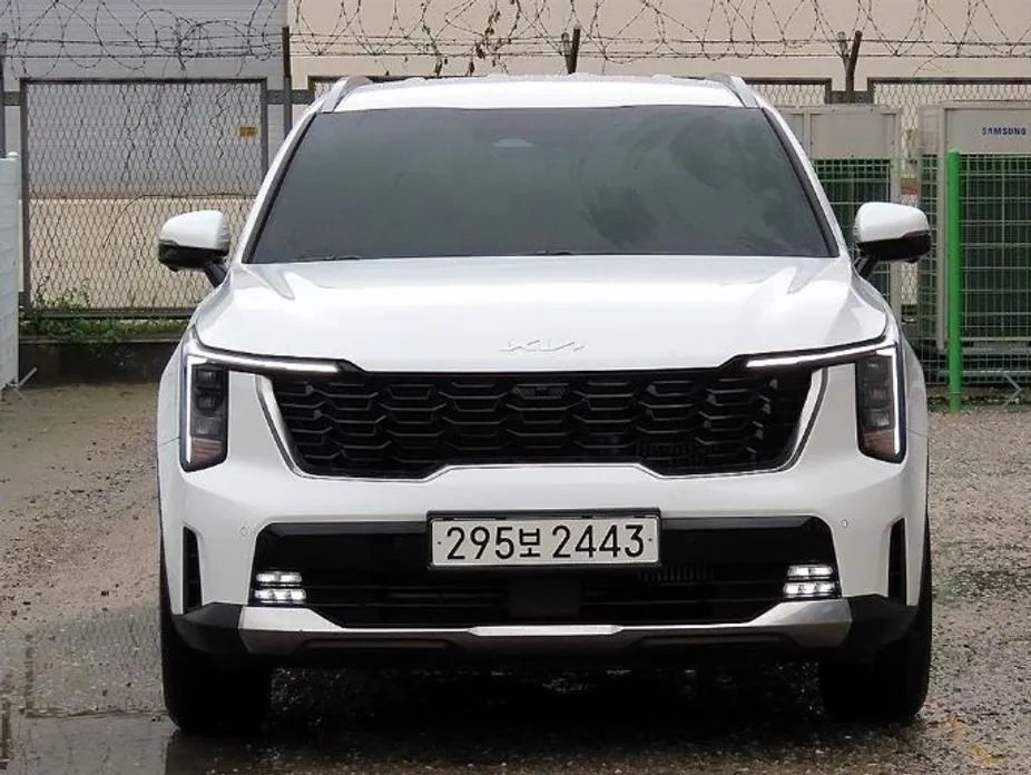 Kia Sorento — фото 1