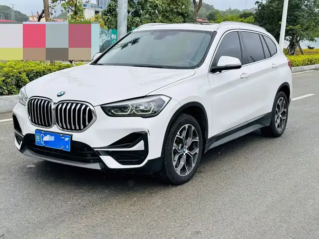 BMW X1 — фото 1