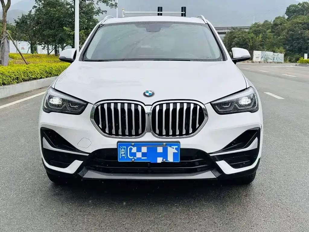 BMW X1 — фото 6