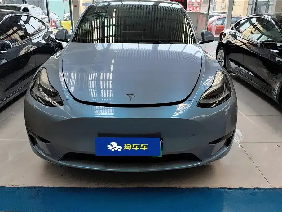 Tesla Model Y — фото 9