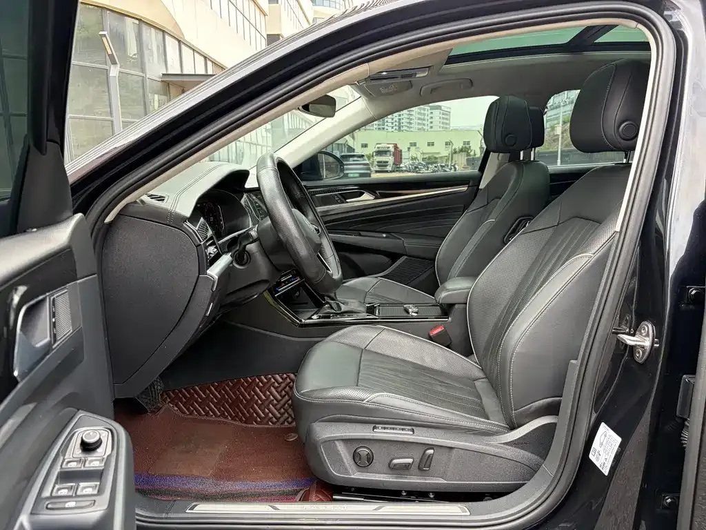 Volkswagen Passat — фото 3