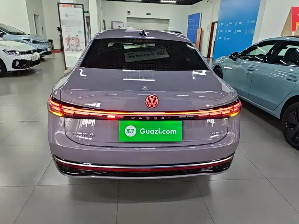 Volkswagen Passat — фото 6