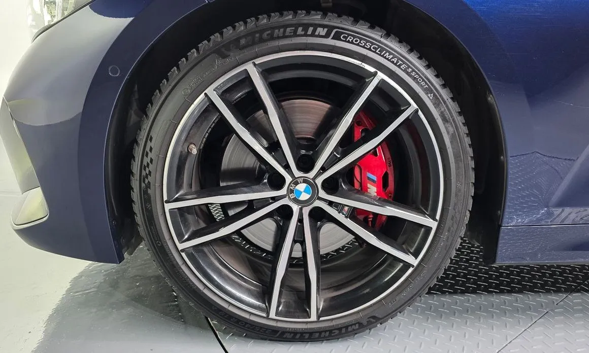 BMW 3-Series 2023 из KR, фото 5