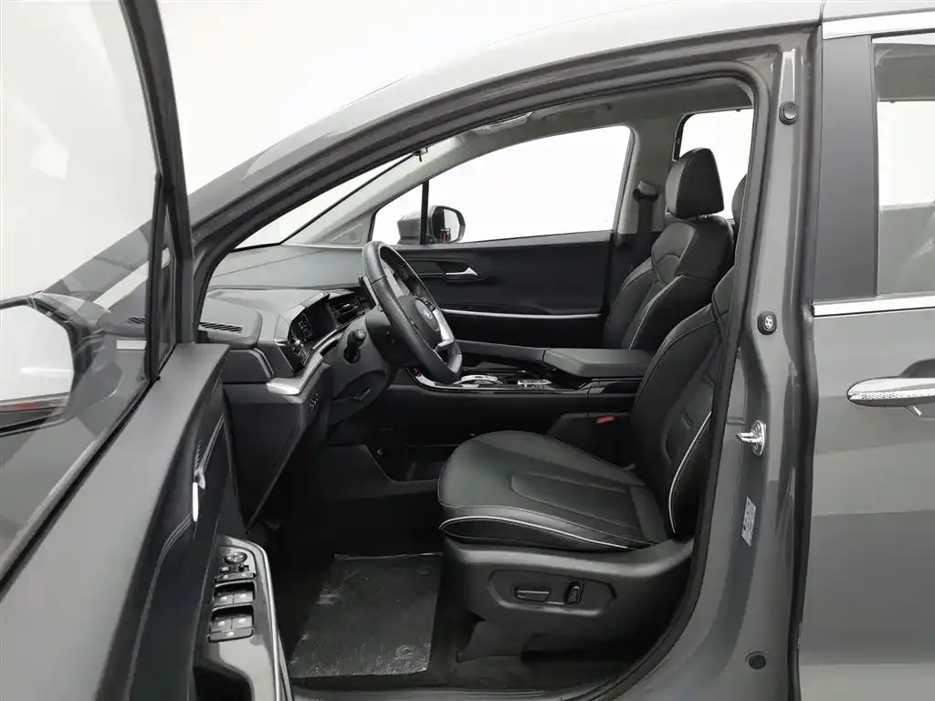 Hyundai Custo — фото 7