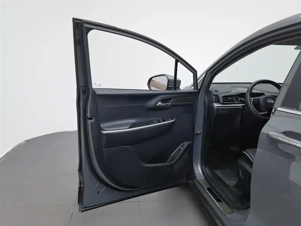 Hyundai Custo — фото 6