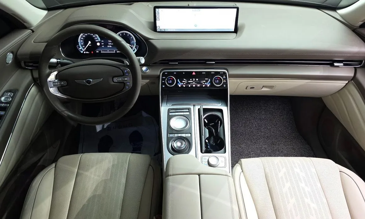 Genesis GV80 — фото 10