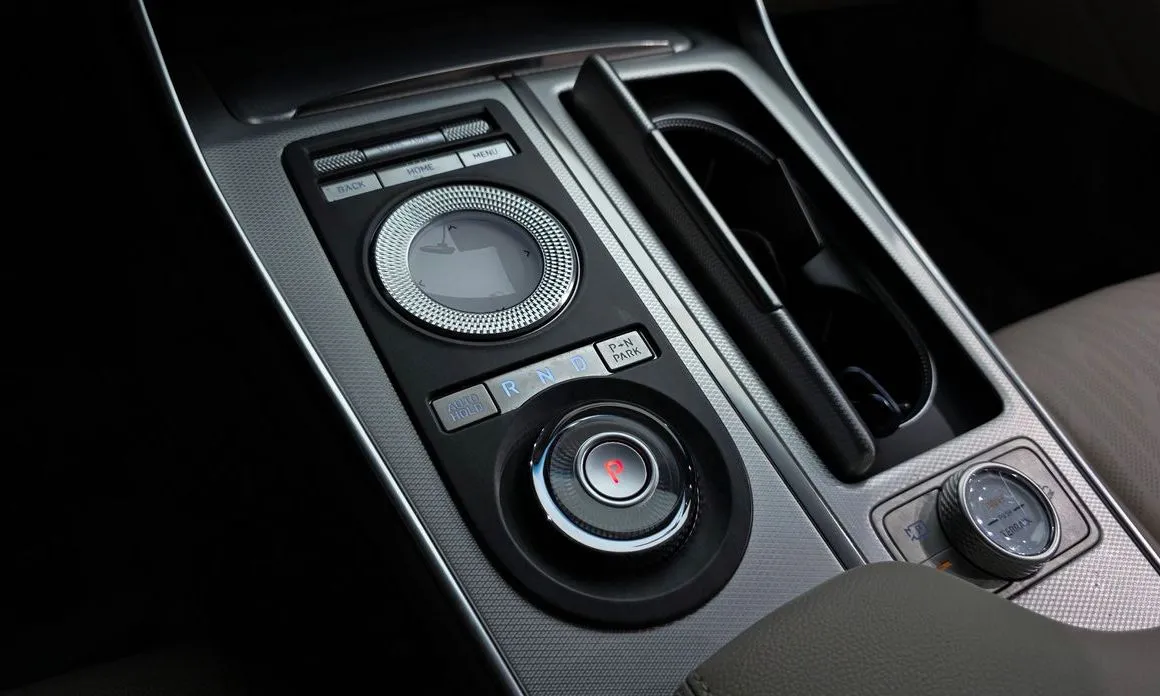 Genesis GV80 — фото 7