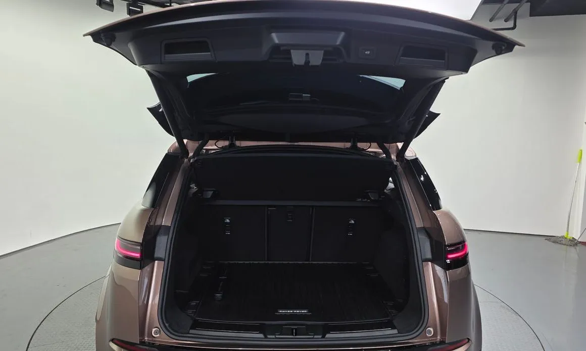 Land Rover Range Rover Evoque — фото 9