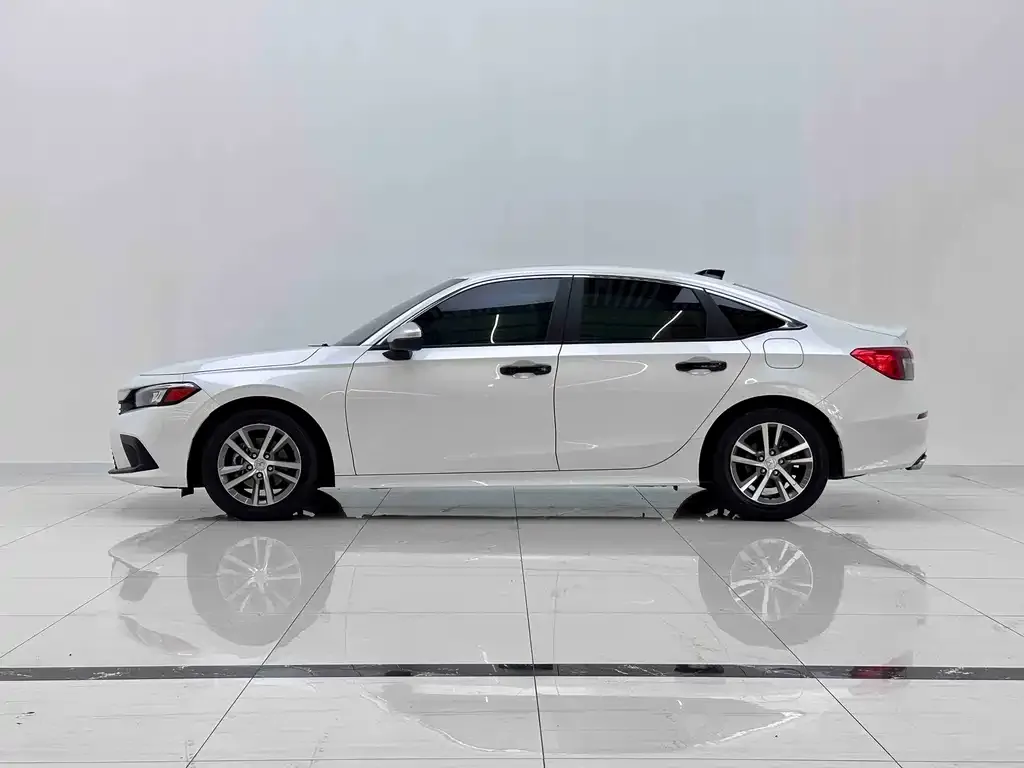 Honda Civic — фото 7