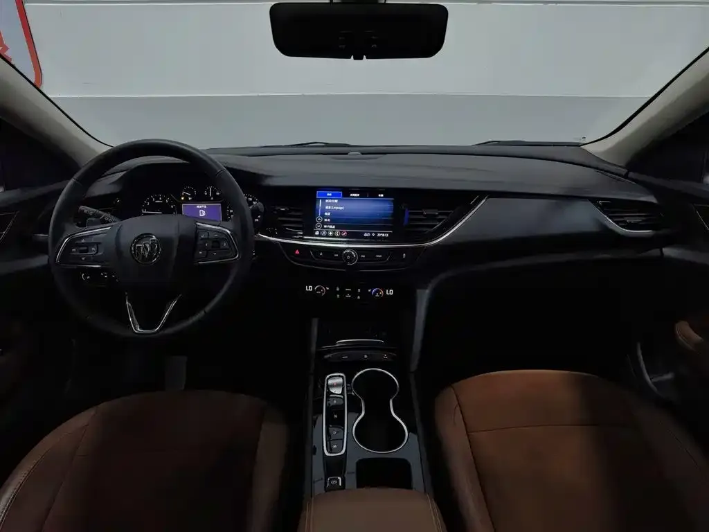 Buick Regal — фото 10